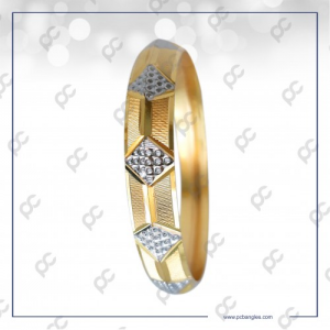 برند  PC BANGLES النگو کد: 210