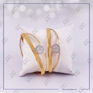 برند  PC BANGLES النگو کد: 220